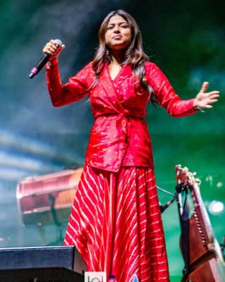 FB_IMG_1659028578004
Keywords: Arunita Kanjilal; UK Tour