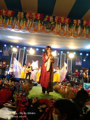 Arunita Kanjilal Live on Ghatal
Arunita Kanjilal Live on Ghatal, WB, India Live Concert
Date: 28 January 2022
Keywords: Arunita Kanjilal;Concert