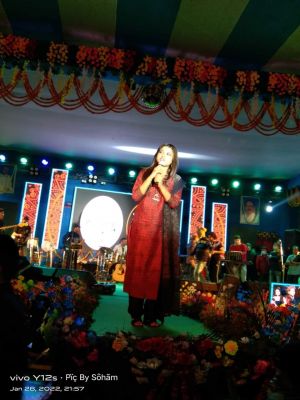 FB_IMG_1659375279048
Keywords: Arunita Kanjilal;Concert