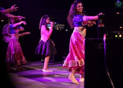 Arunita Kanjilal in Houston 2015
Arunita Kanjilal in Houston Concert USA
Date: 23 May 2015
Keywords: Arunita Kanjilal; Houston 2015; Lill Champ Tour 2015